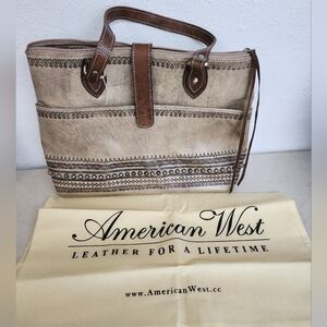 American West NWT Tan and Brown Women's Bag Large Tote Bag With Dust Bag